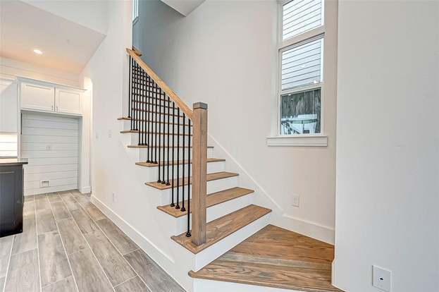 Building Photo - 8930 Spring Knoll Forest Dr
