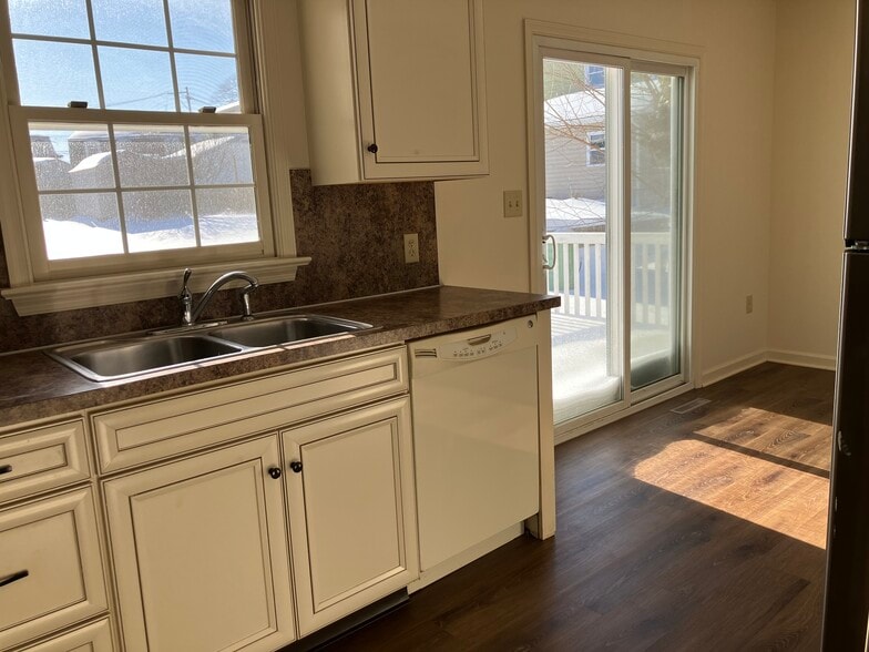 Building Photo - 166 Northwood Ct