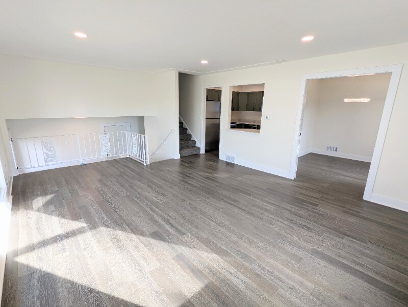 Building Photo - 4248 Regent Ave N