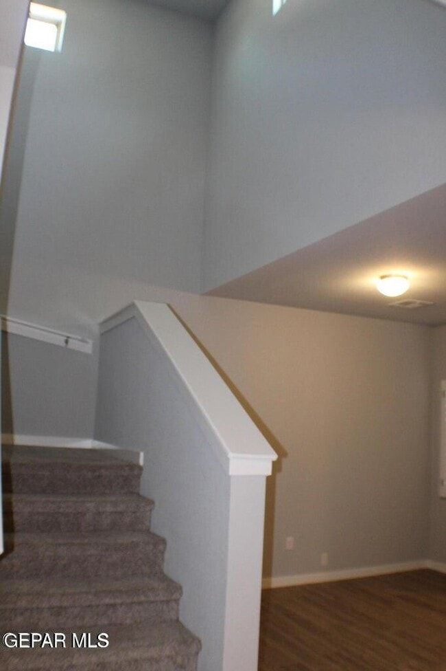 Building Photo - 940 Abe Goldberg Dr