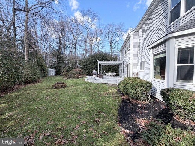 Building Photo - 6610 Cottontail Ct