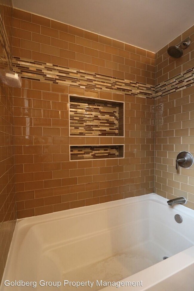 Building Photo - 2 br, 1 bath House - 3800 39th Street NW #...