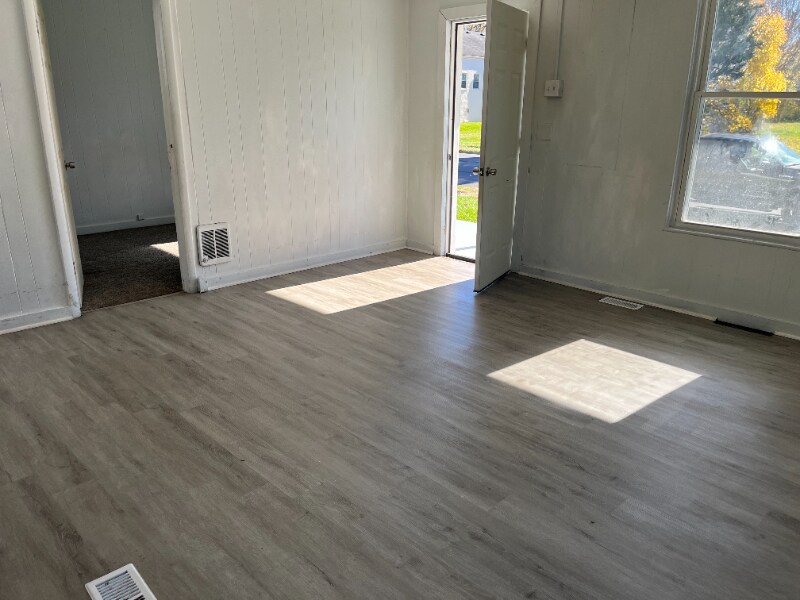 Building Photo - 816 W Liberty St