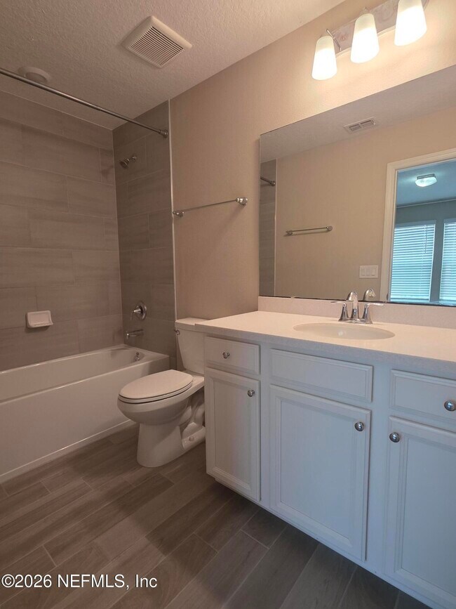 Building Photo - 12784 Josslyn Ln
