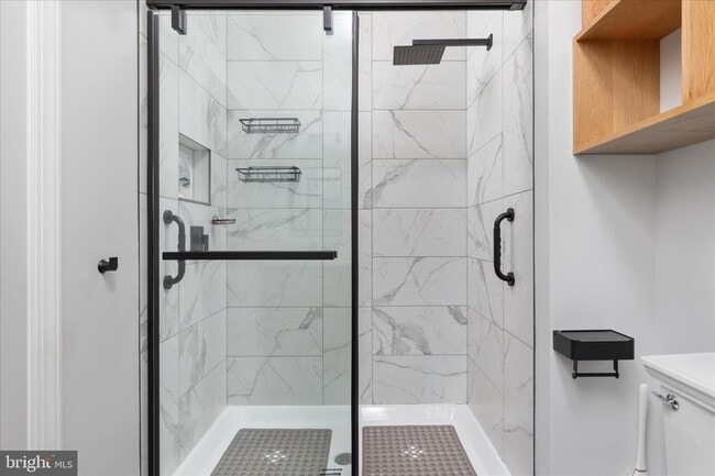 Building Photo - 882 Liberty Furnace Rd