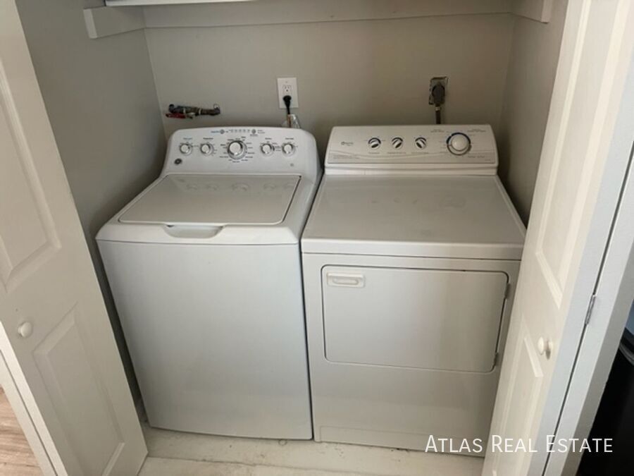 Building Photo - 4340 Ericson Dr