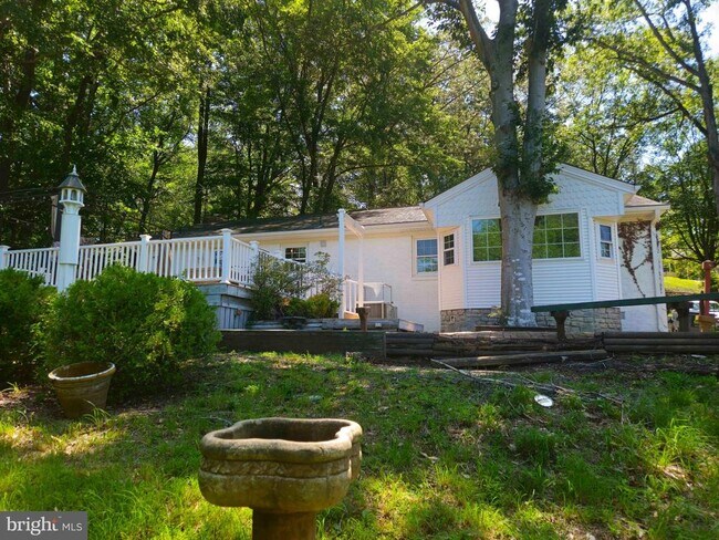 Building Photo - 159 Olde Concord Rd