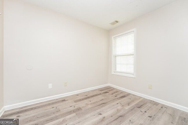 Building Photo - 6783 Mahonia Pl