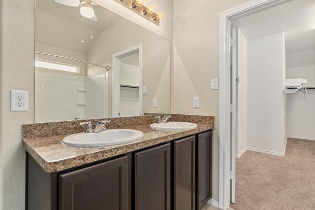Building Photo - 8301 Windsor Forest Dr