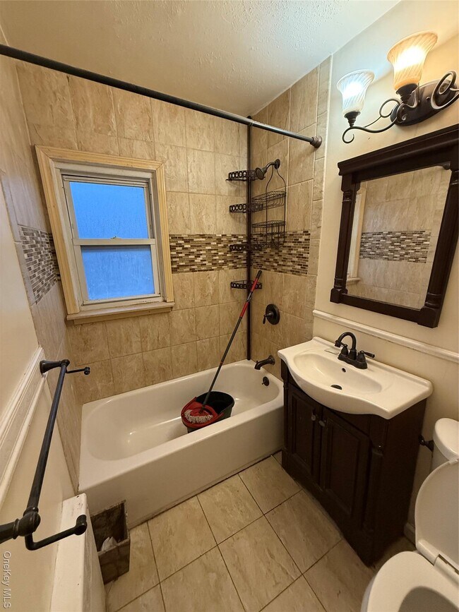 Building Photo - 109-11 225th St