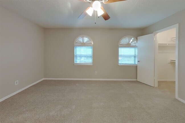 Building Photo - 16726 Britford