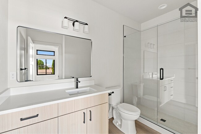 Building Photo - 2Bed/2.5Bath 2-Story Luxury Condo in Redmond, OR! -- BRAND NEW! NEVER LIVED IN!