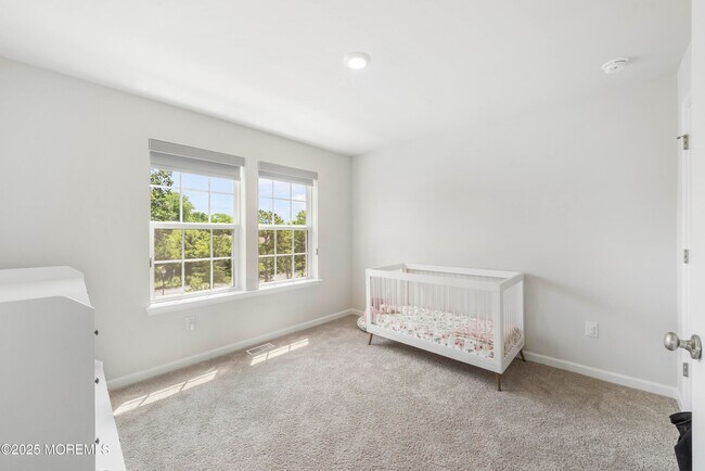 Building Photo - 64 Wembley Wy