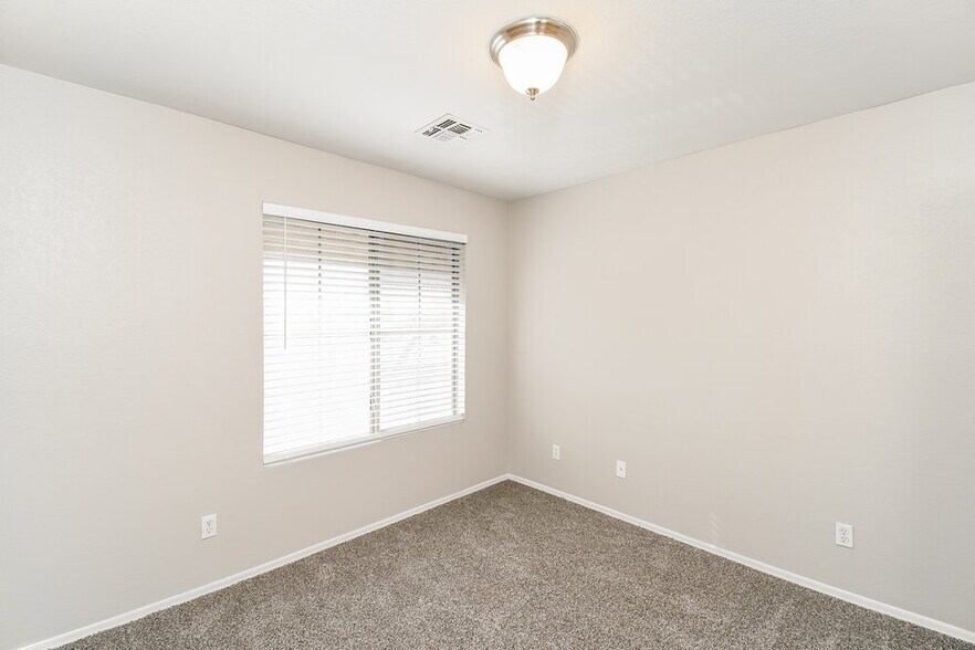 Building Photo - 6343 S Nash Way