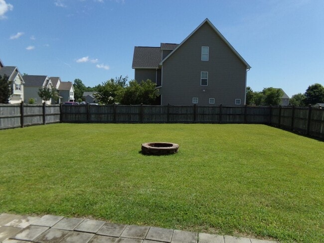 Building Photo - Welcome to your new home