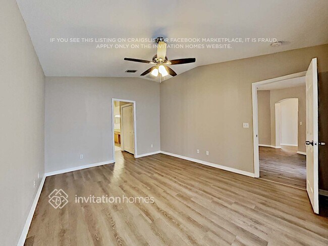 Building Photo - 2628 Brookville Dr