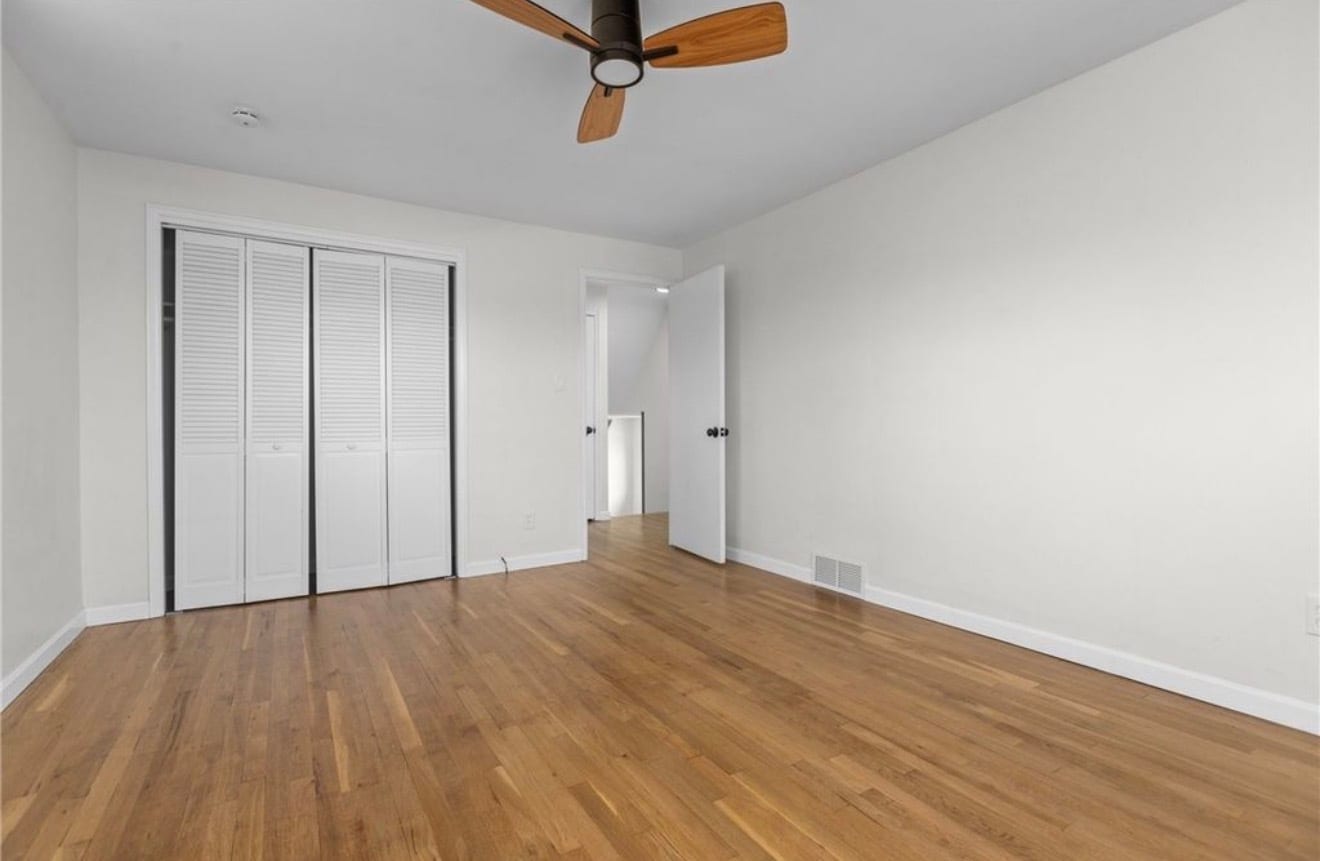 Building Photo - 548B Firethorne Dr