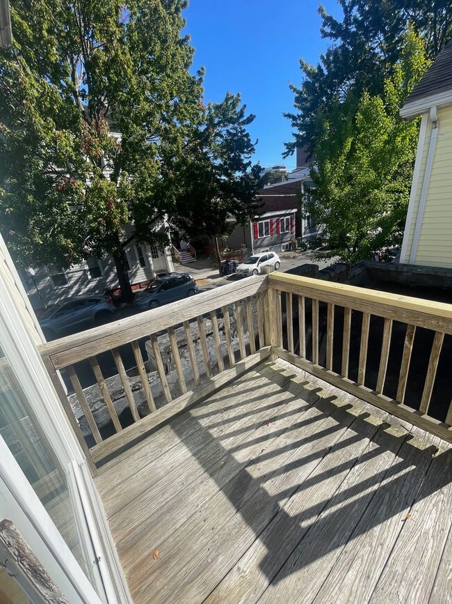 Building Photo - 296-298 Hurley Street