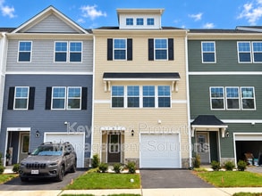 Building Photo - 121 Gibraltar Dr