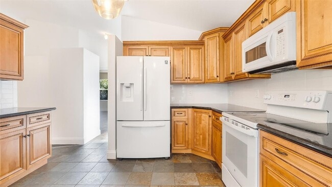 Building Photo - 19820 SW 7th Pl