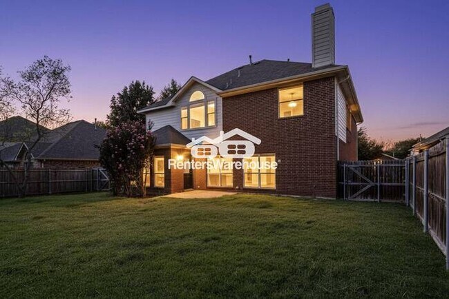 Building Photo - MOVE IN READY Denton Home