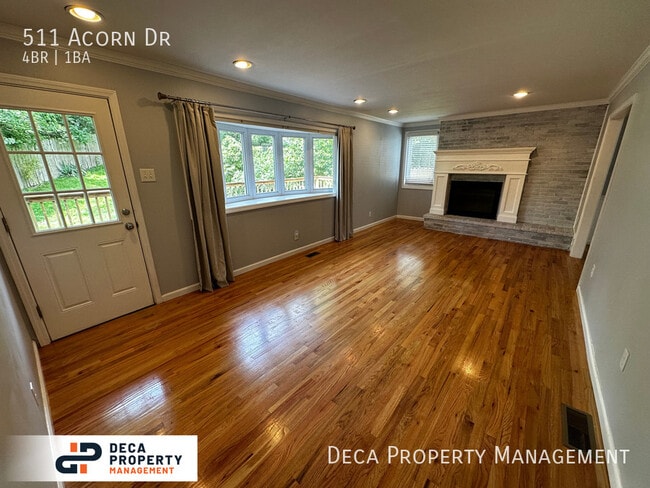 Building Photo - 4 Bedroom House in Lindbergh School District!