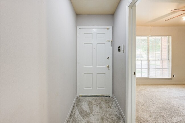 Building Photo - 7214 Mobud Dr