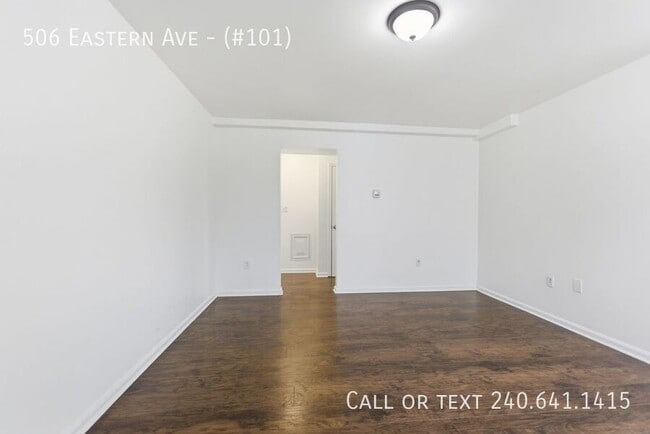 Building Photo - 506 Eastern Ave NE