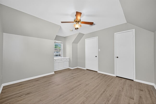 Building Photo - 1714 Corral Dr