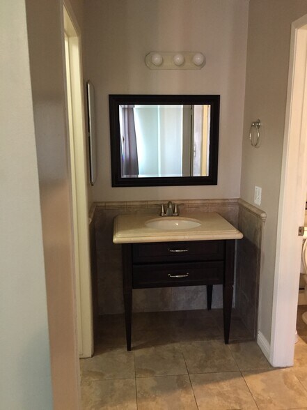 MB sink area - 6811 Alvarado Rd
