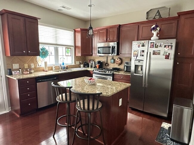 Building Photo - Exclusively Offered by Muse Realty Rentals...