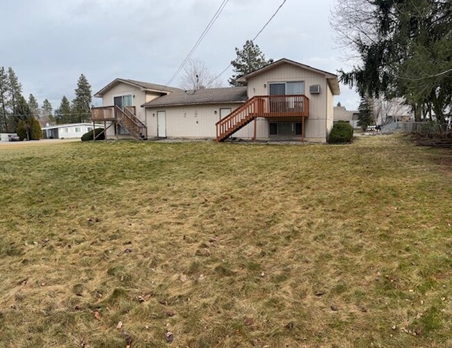 Building Photo - 1005