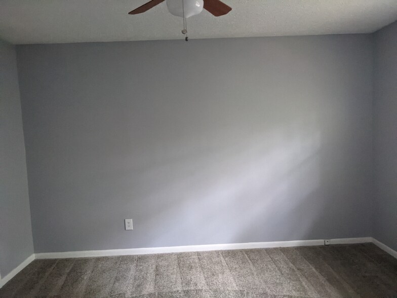 Building Photo - 3215 Baird Ave