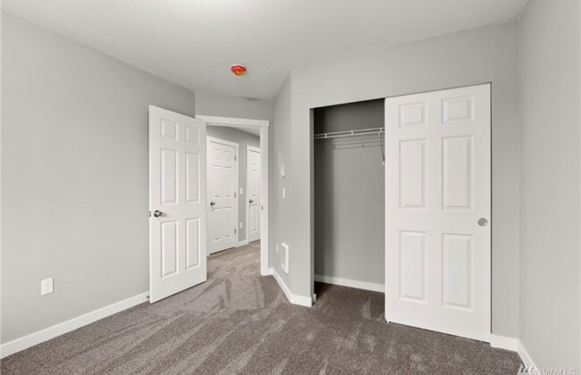 Building Photo - 1114 S Silver St