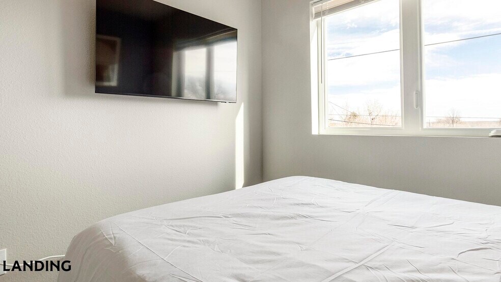 Building Photo - 2720 S Federal Blvd