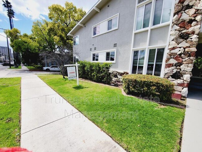 Building Photo - 1303 N Brand Blvd