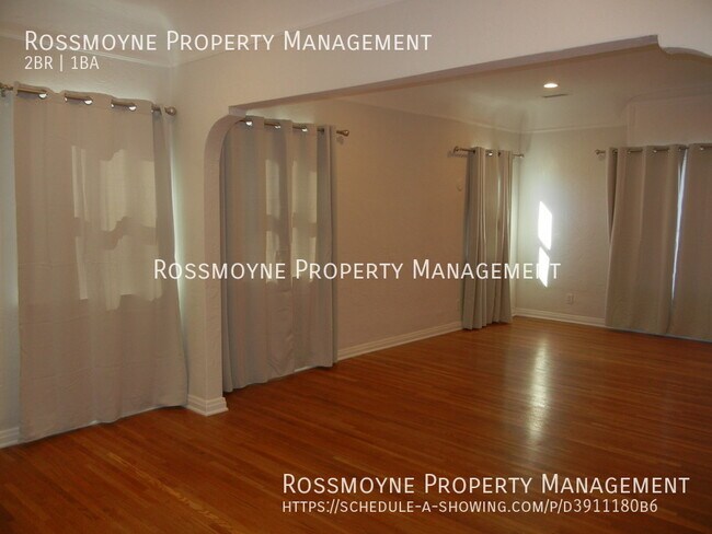 Building Photo - 516 E Palmer Ave