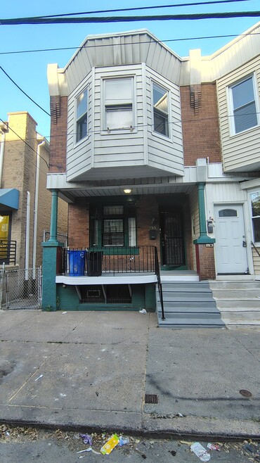 Building Photo - 155 N 56th St