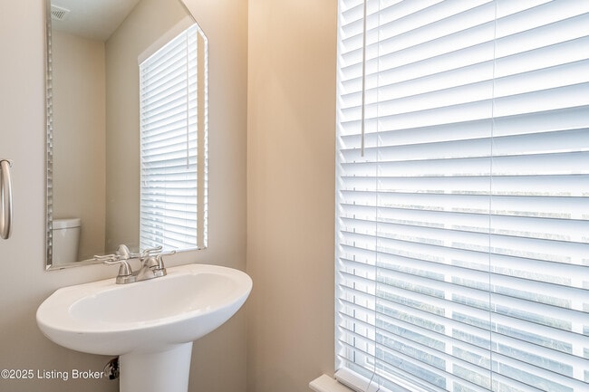 Building Photo - 9707 Evanwood Ct