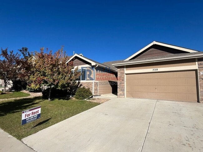 Primary Photo - 720 Elk Mountain Dr
