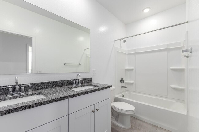 Building Photo - 3241 W Shanley Ave