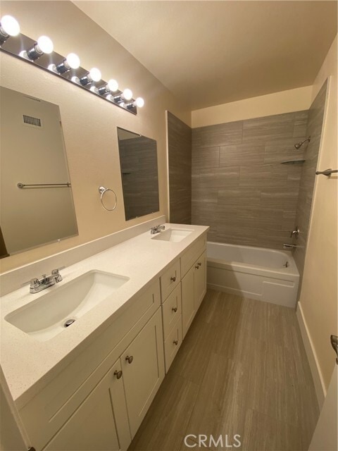 Building Photo - 2506 Rio Branca Dr