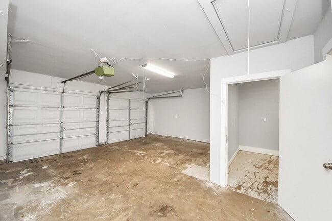 Building Photo - 10206 Catlett Ln