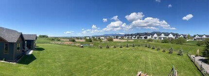 Building Photo - 3 Bedroom Home for Rent in West Bozeman! W...