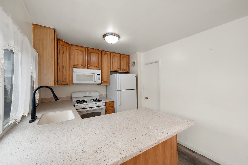 Building Photo - 36702 Park Pl Dr