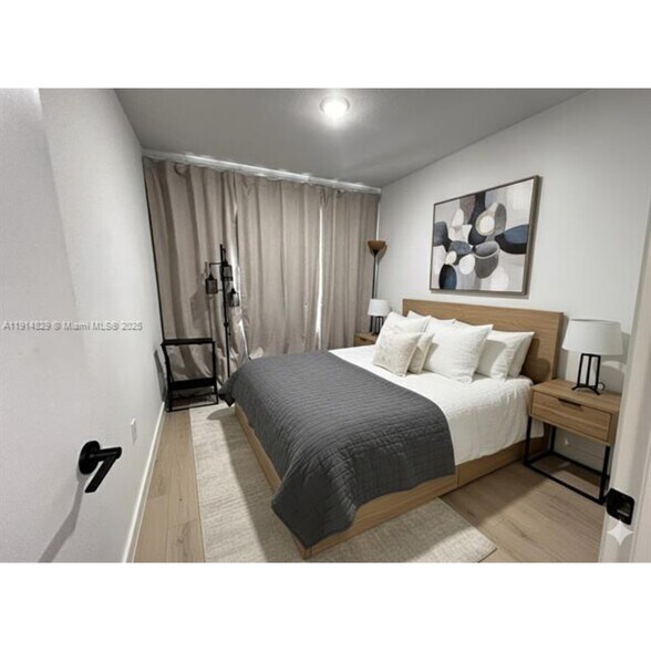 Building Photo - 26119 SW 145th Ct