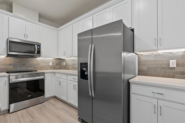 Building Photo - 7566 Sea Oak Ct