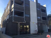 Building Photo - 1445 S Fairfax Ave