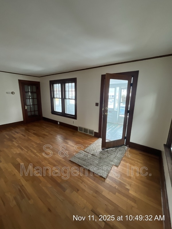 Building Photo - 1213 Edward St