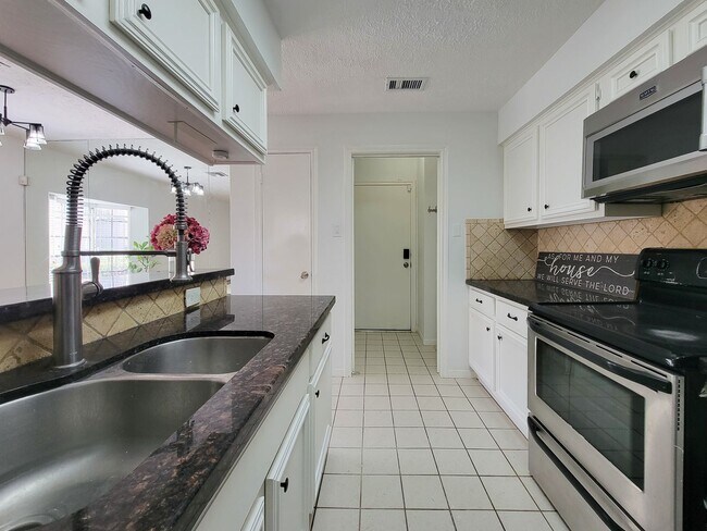 Building Photo - 2220 Bering Dr